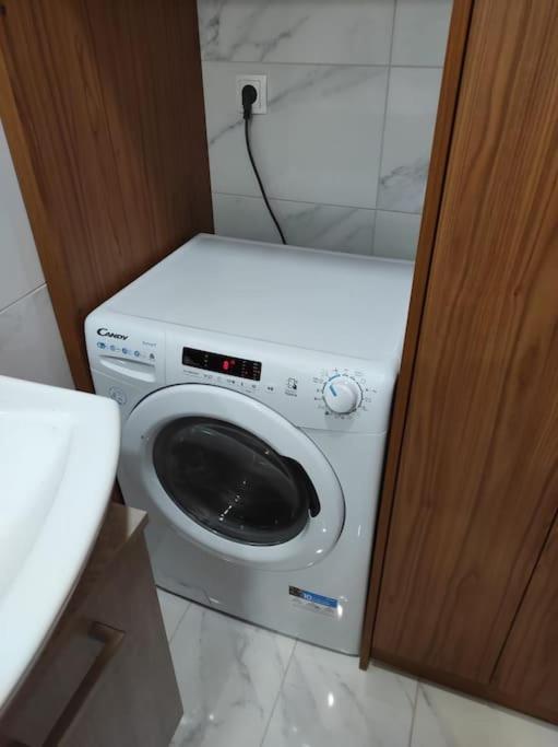 Studio Apartment With All Amenities In Kolonaki Athén Kültér fotó