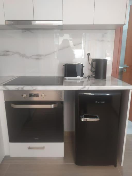 Studio Apartment With All Amenities In Kolonaki Athén Kültér fotó