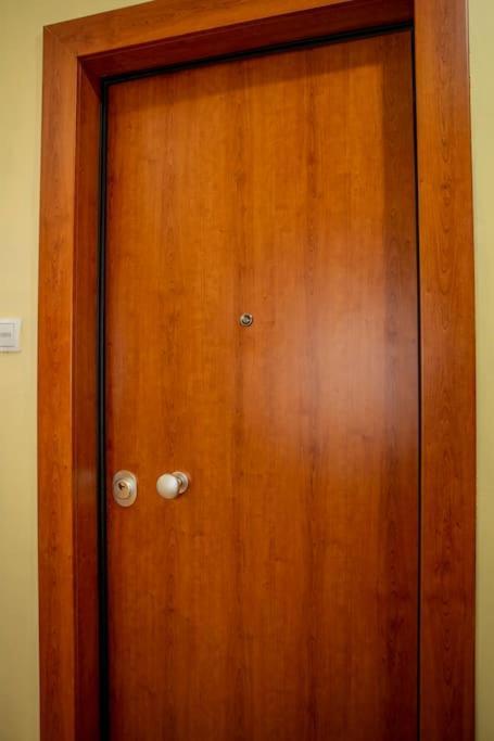 Studio Apartment With All Amenities In Kolonaki Athén Kültér fotó